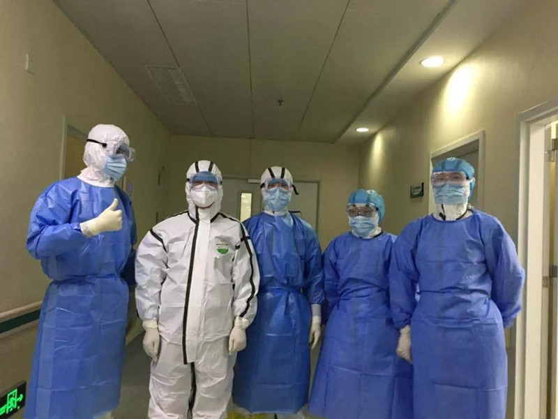 【來自武漢醫(yī)療隊的消息】第一個24小時，收治患者19名