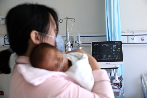 89天悉心呵護 出生僅有800克超早產兒順利出院